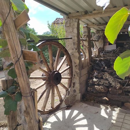 Casa Rural Mi Descanso Valdefuentes de Sangusín Esterno foto