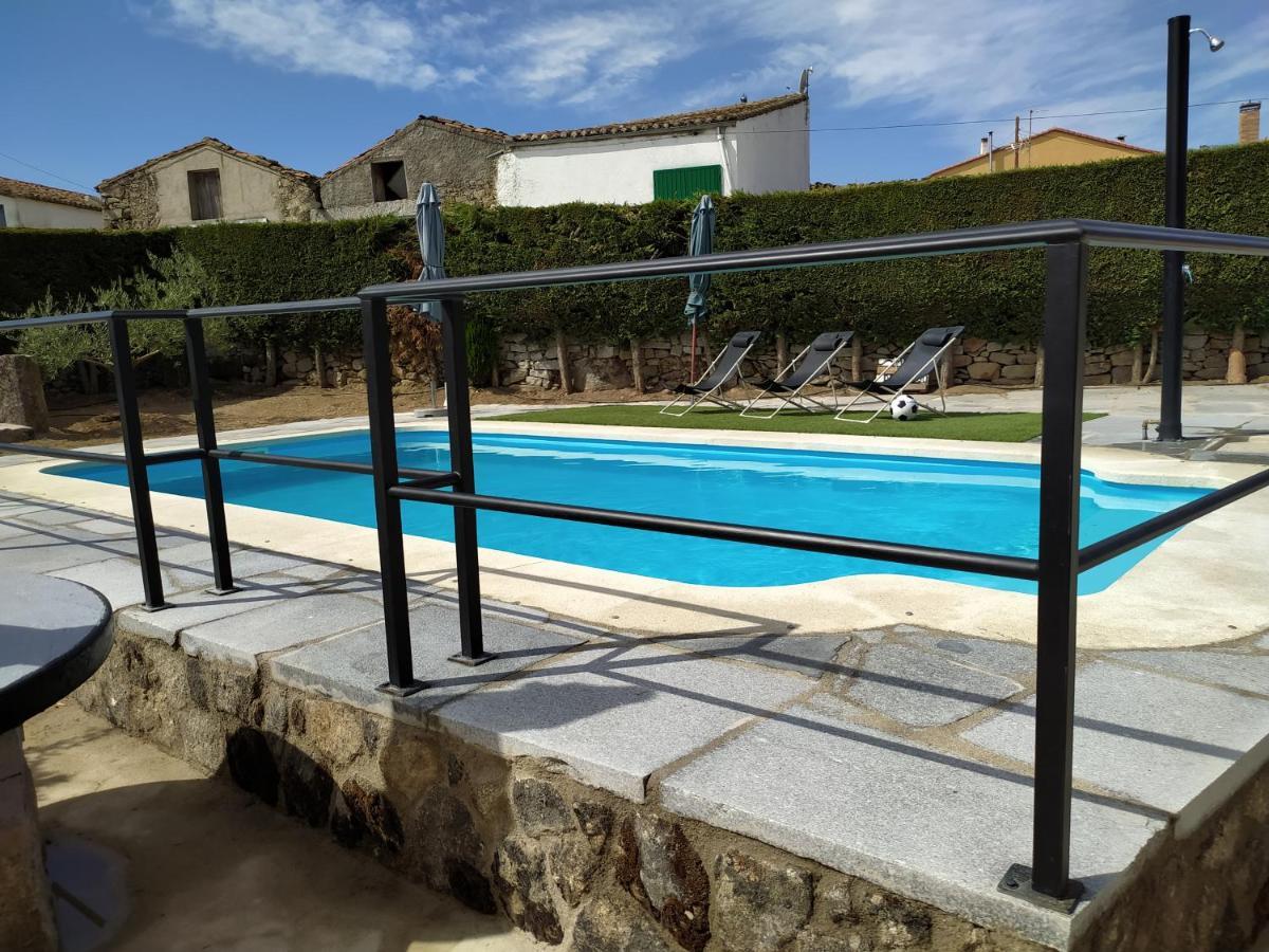 Casa Rural Mi Descanso Valdefuentes de Sangusín Esterno foto