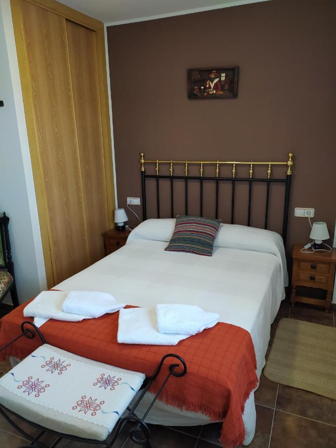 Casa Rural Mi Descanso Valdefuentes de Sangusín Esterno foto