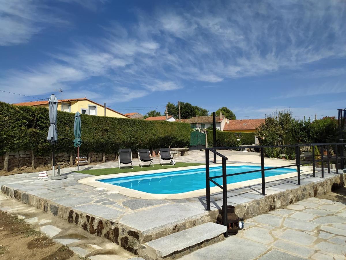 Casa Rural Mi Descanso Valdefuentes de Sangusín Esterno foto