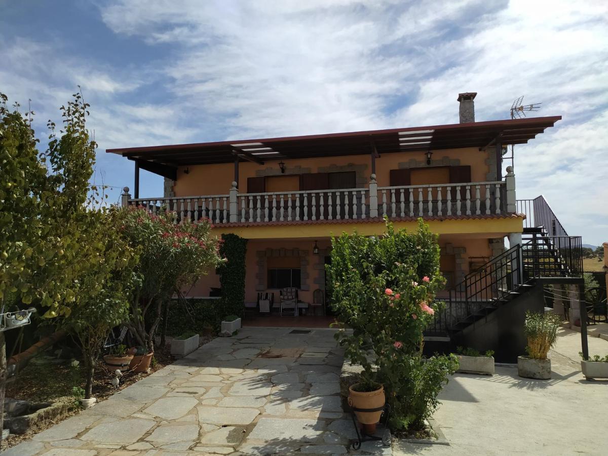 Casa Rural Mi Descanso Valdefuentes de Sangusín Esterno foto