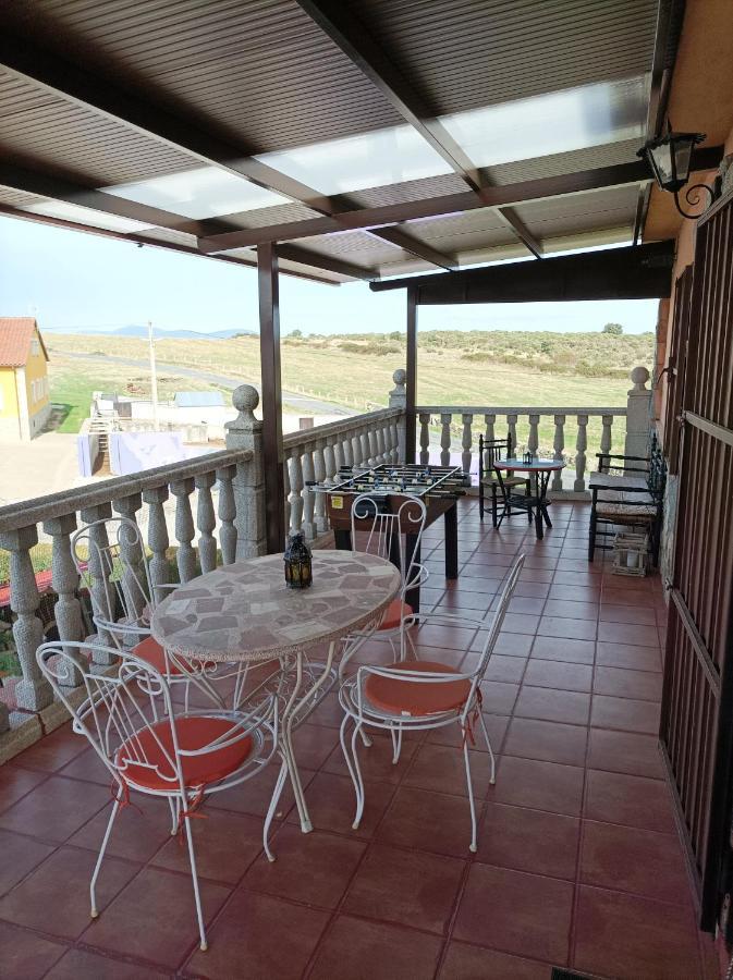 Casa Rural Mi Descanso Valdefuentes de Sangusín Esterno foto