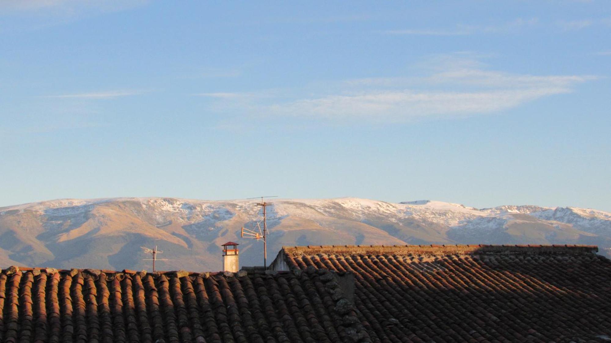 Casa Rural Mi Descanso Valdefuentes de Sangusín Esterno foto